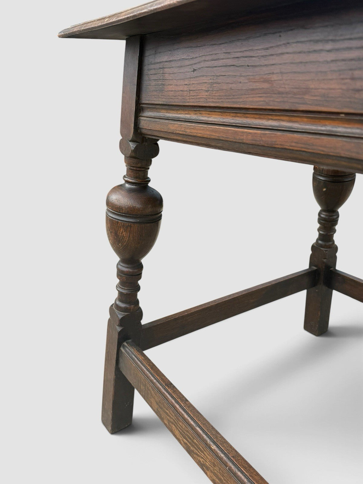 Victorian Oak Side Table Antique Solid Wood Occasional Lamp Table